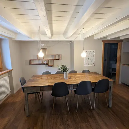 Derby Homes * La Salle