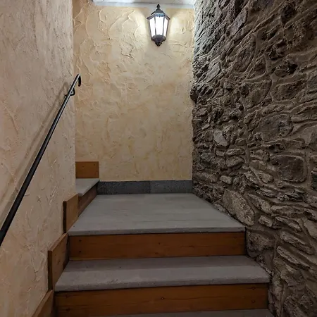 Derby Homes * La Salle